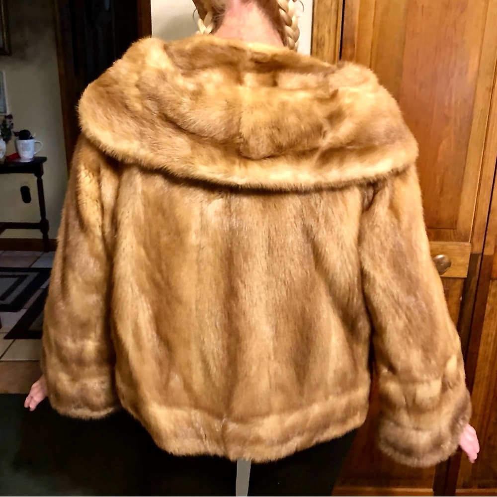 Beautiful Custom Made Mink Jacket. M/L (No Tags) - image 2